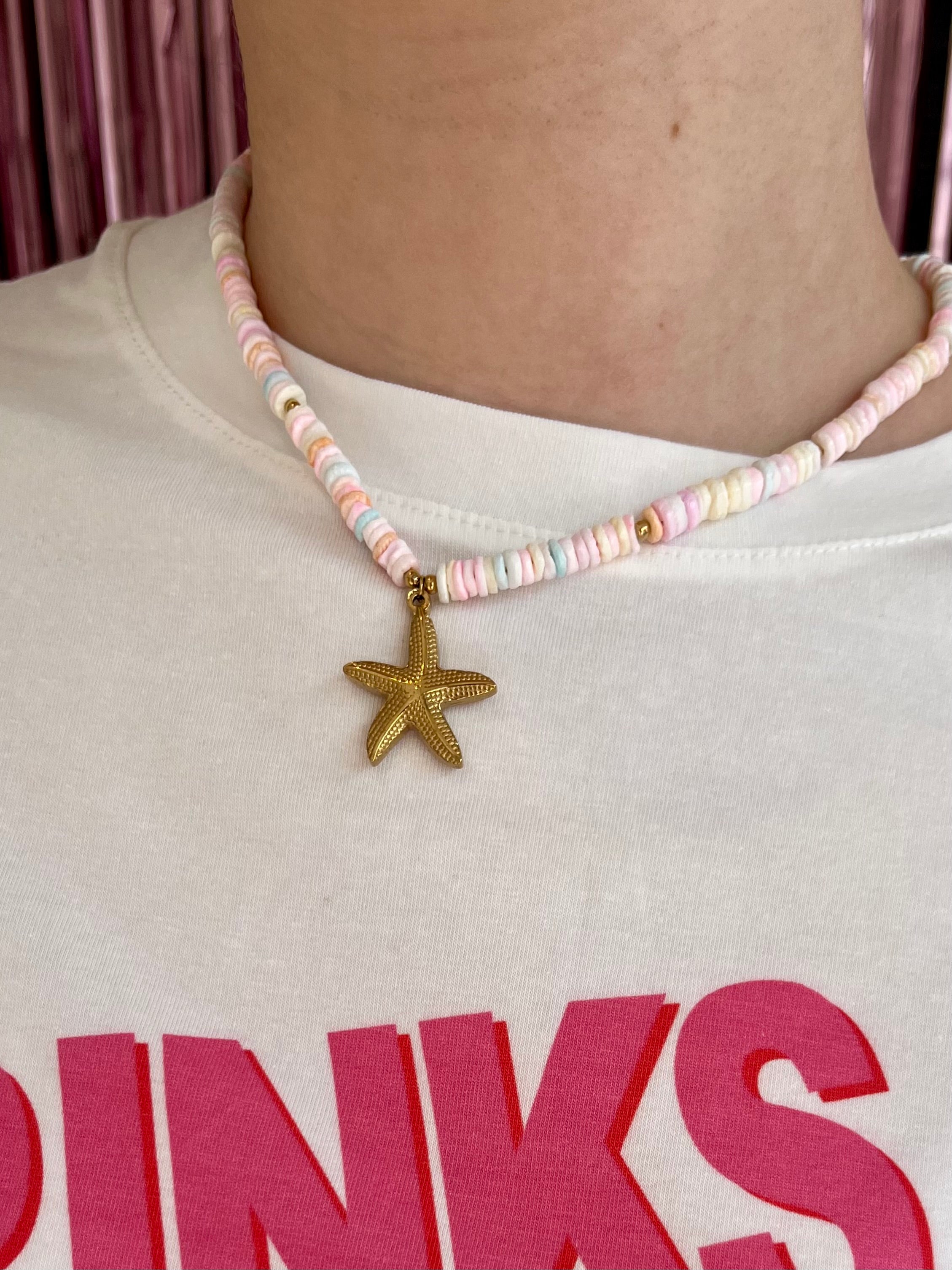 Collier perles avec étoile de mer