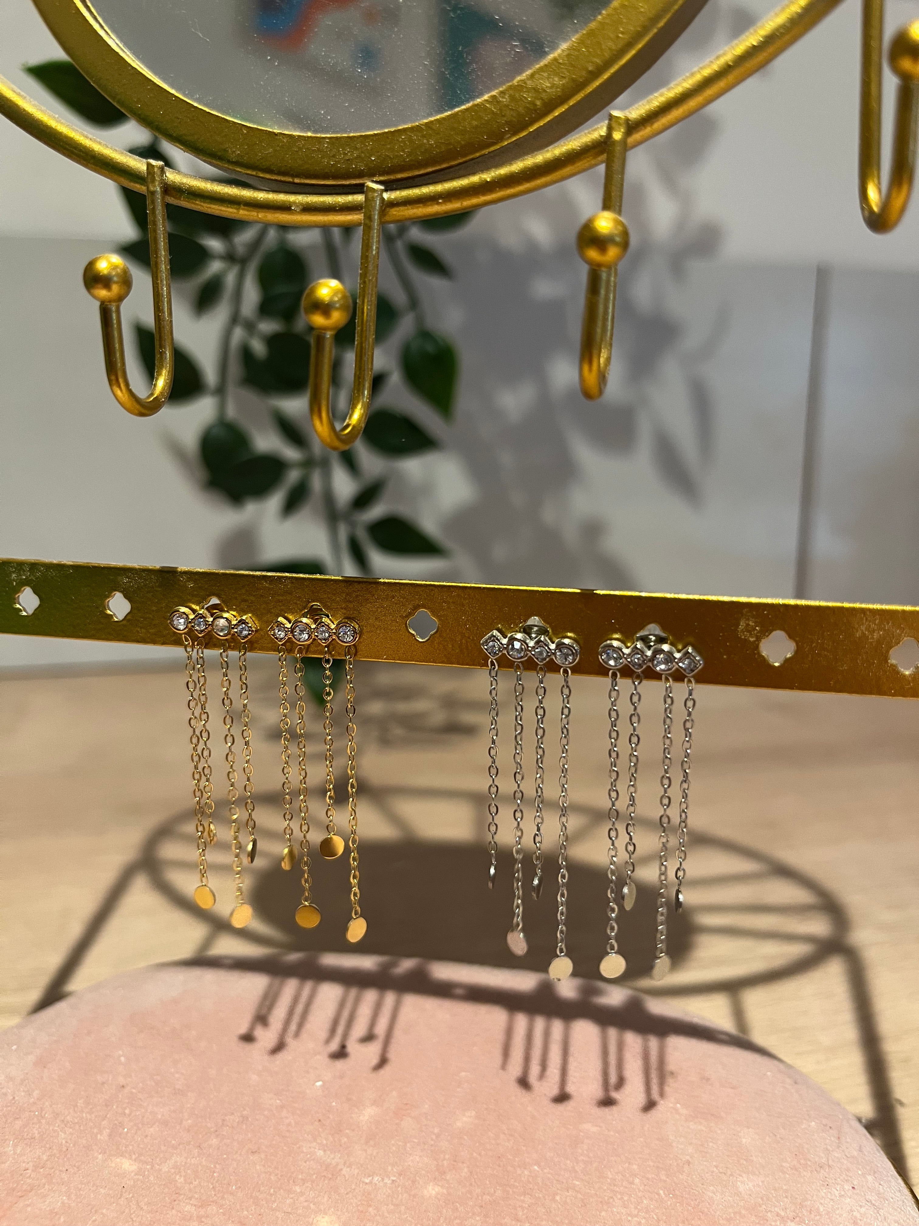 Boucles d’oreilles pendantes