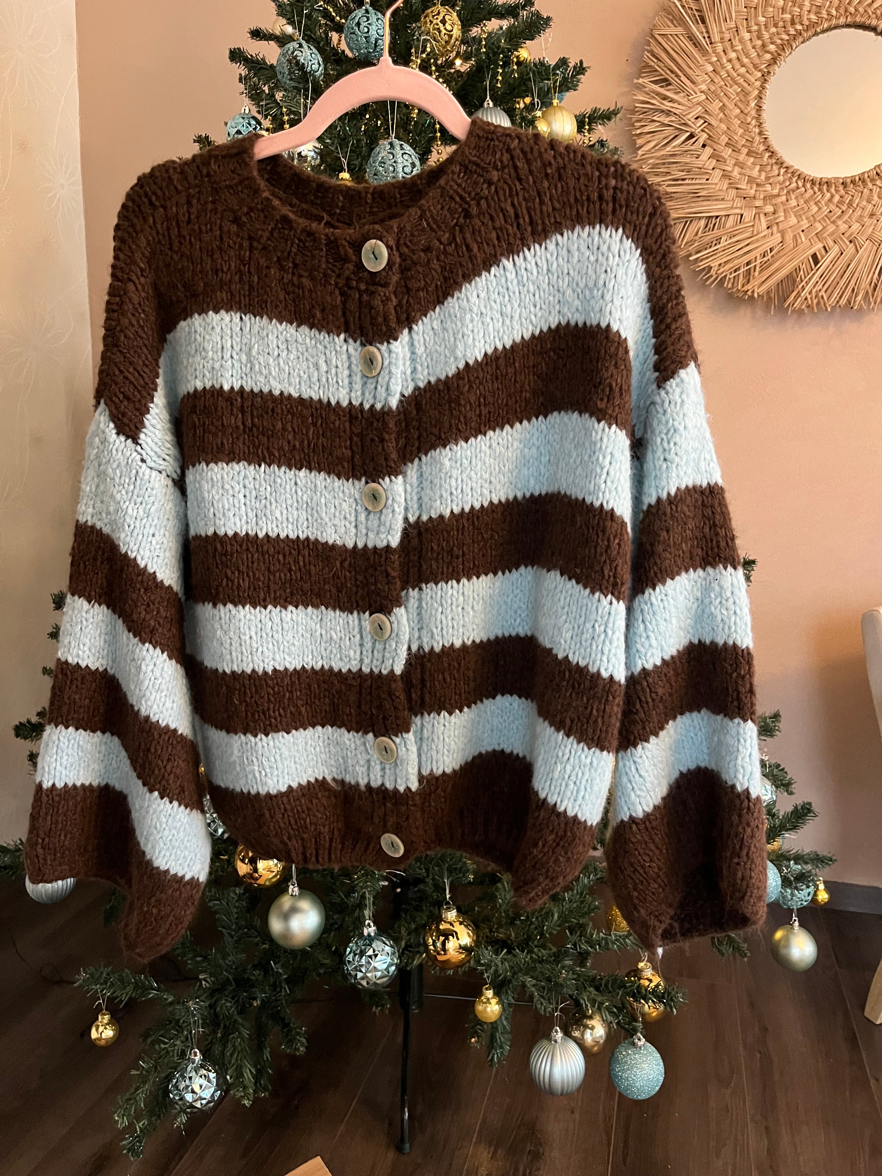 Gilet rayé marron ou rose