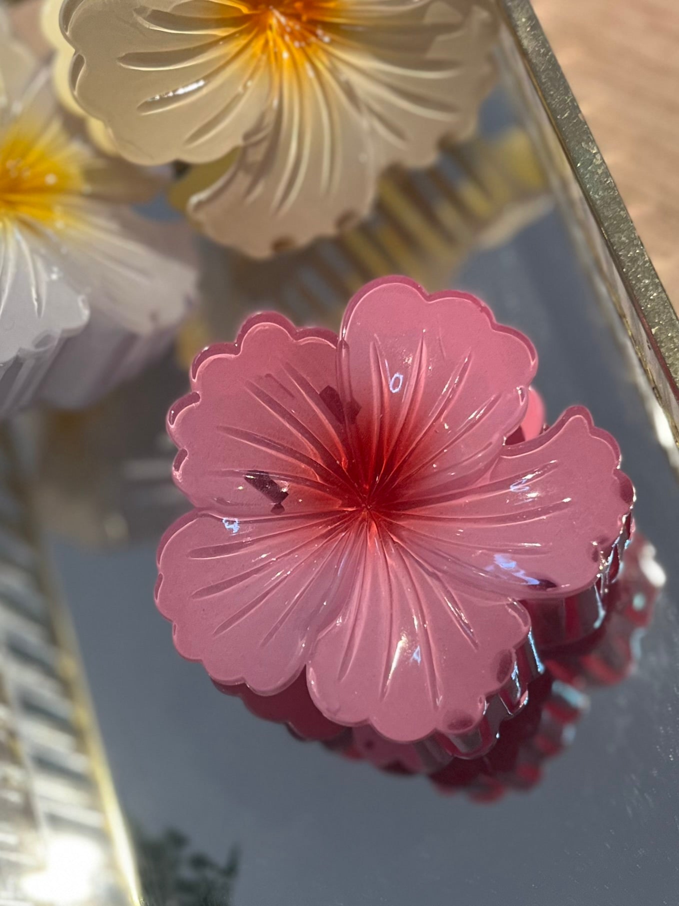 Pince fleurs d’hibiscus