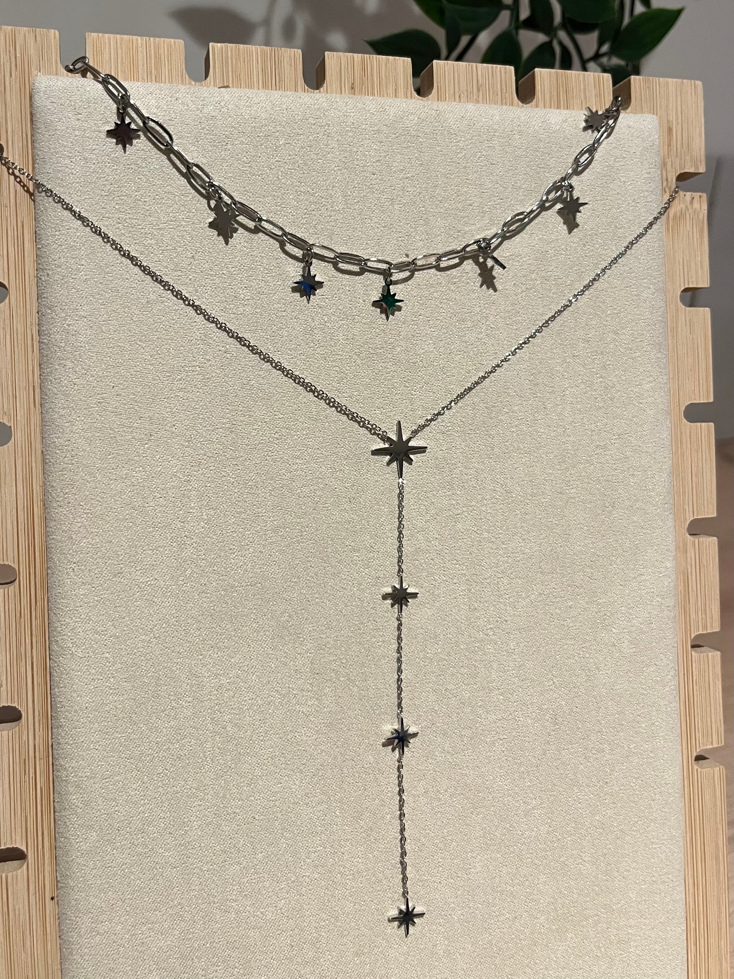 Collier à breloques étoiles