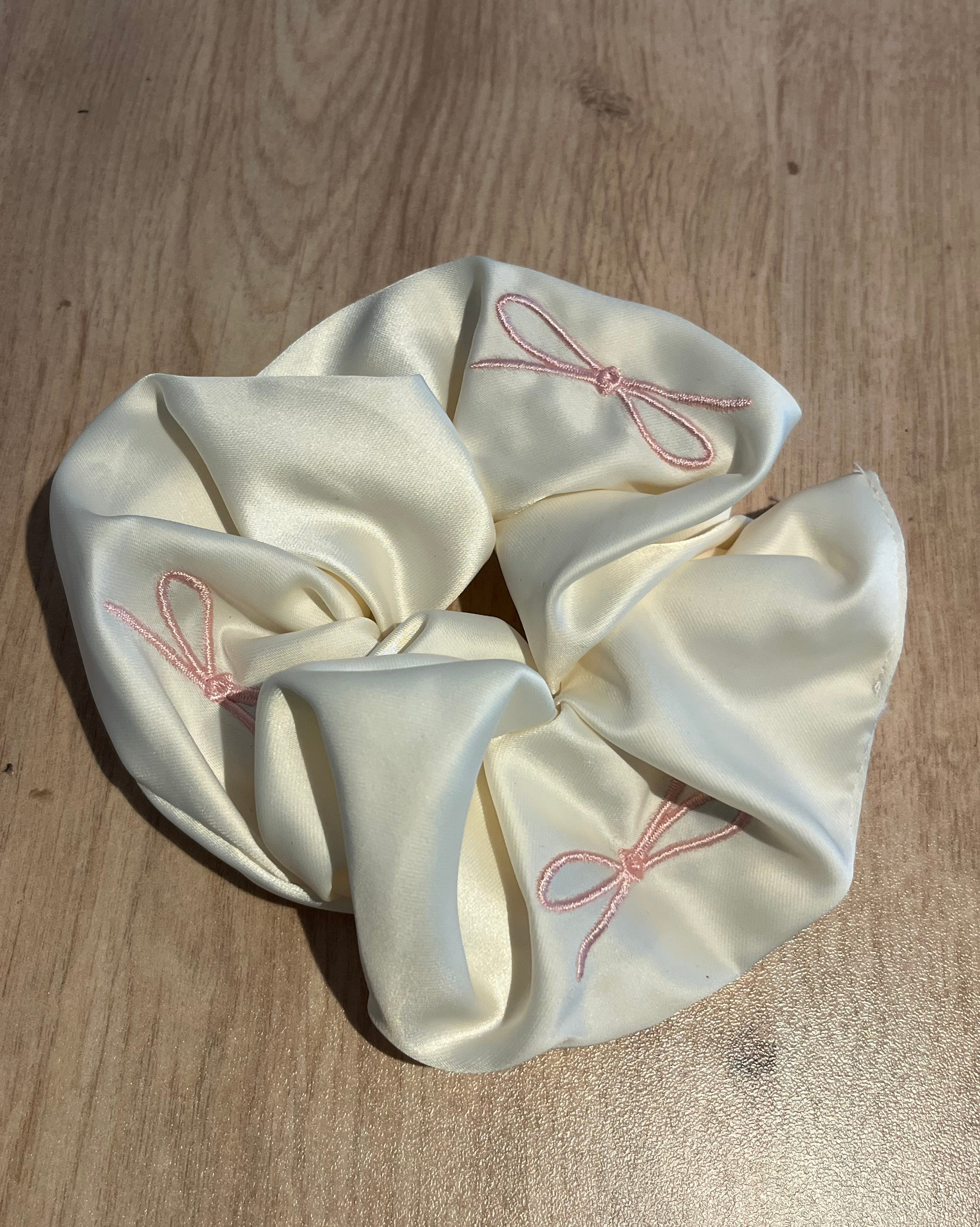 Chouchou noeud rose