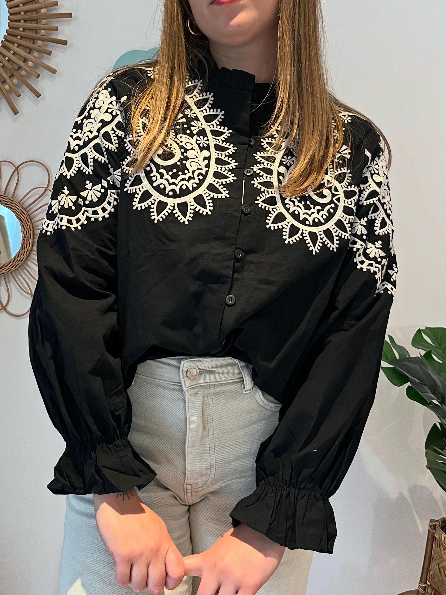 Blouse à broderie